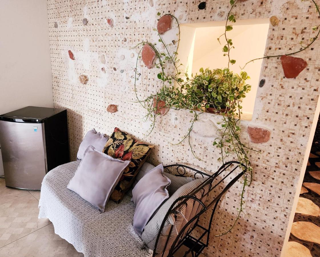 Perle Stone Studio- Bed And Breakfastシンプソン・ベイ エクステリア 写真